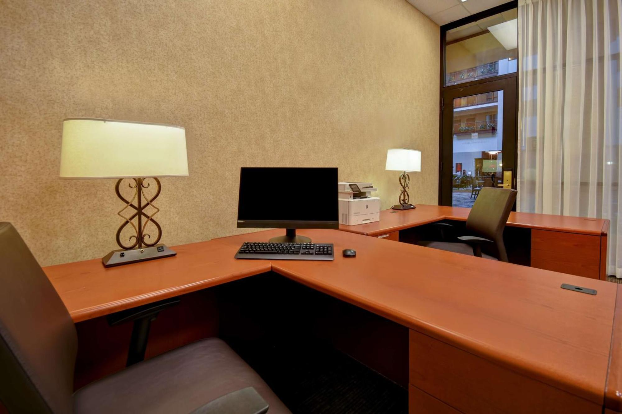 Embassy Suites By Hilton At Hot Springs Convention Center Esterno foto