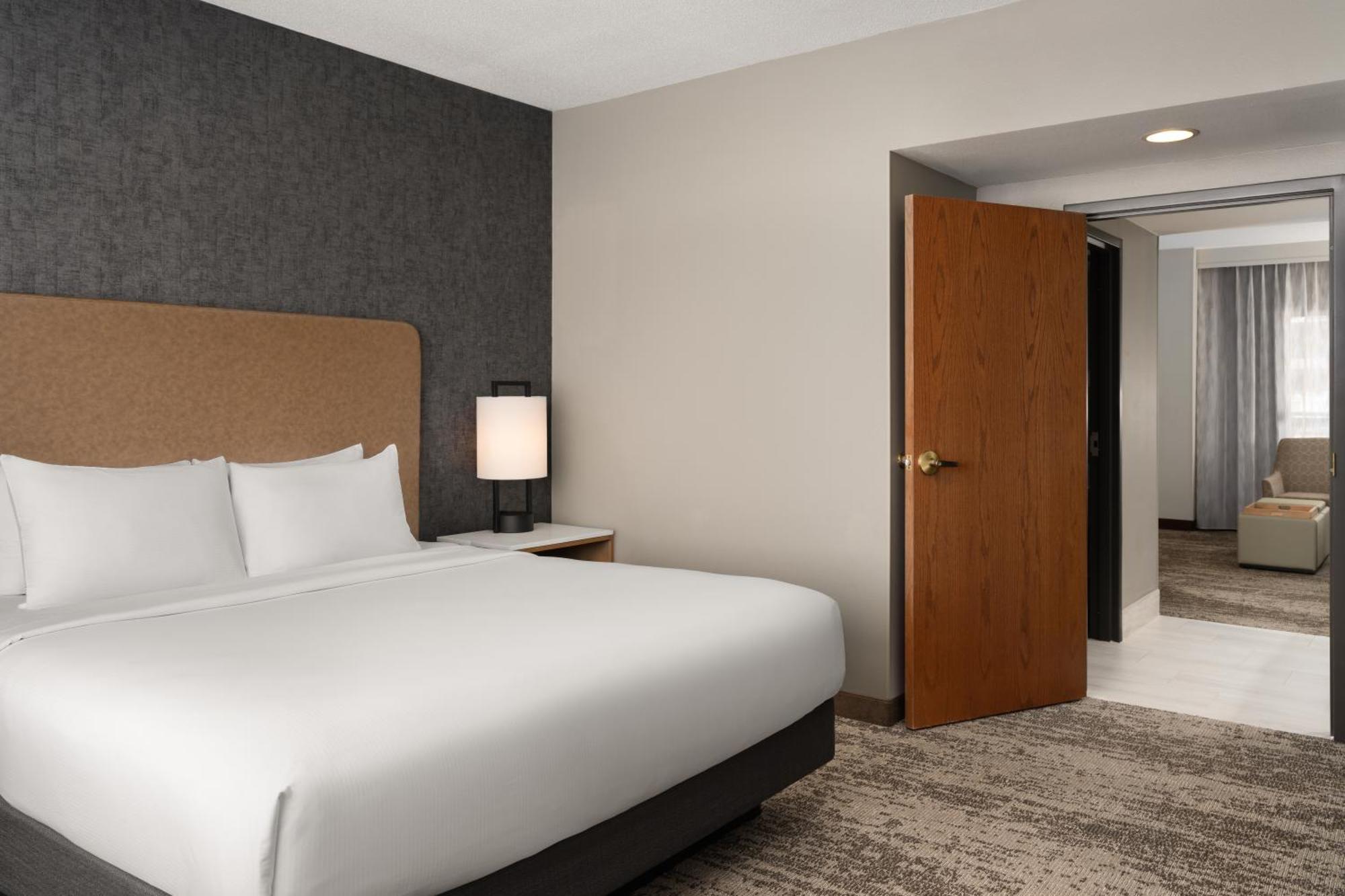 Embassy Suites By Hilton At Hot Springs Convention Center Esterno foto