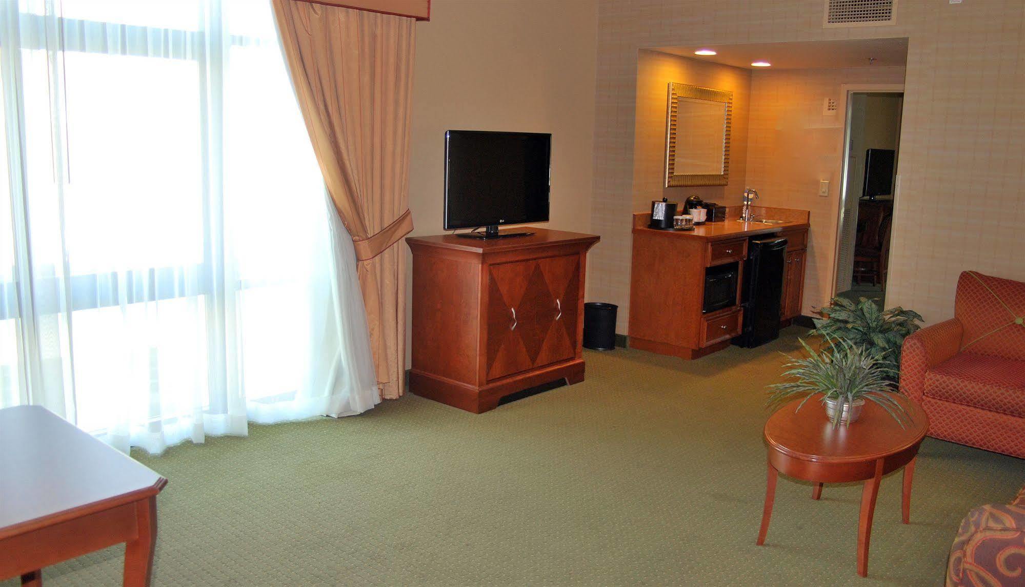 Embassy Suites By Hilton At Hot Springs Convention Center Esterno foto